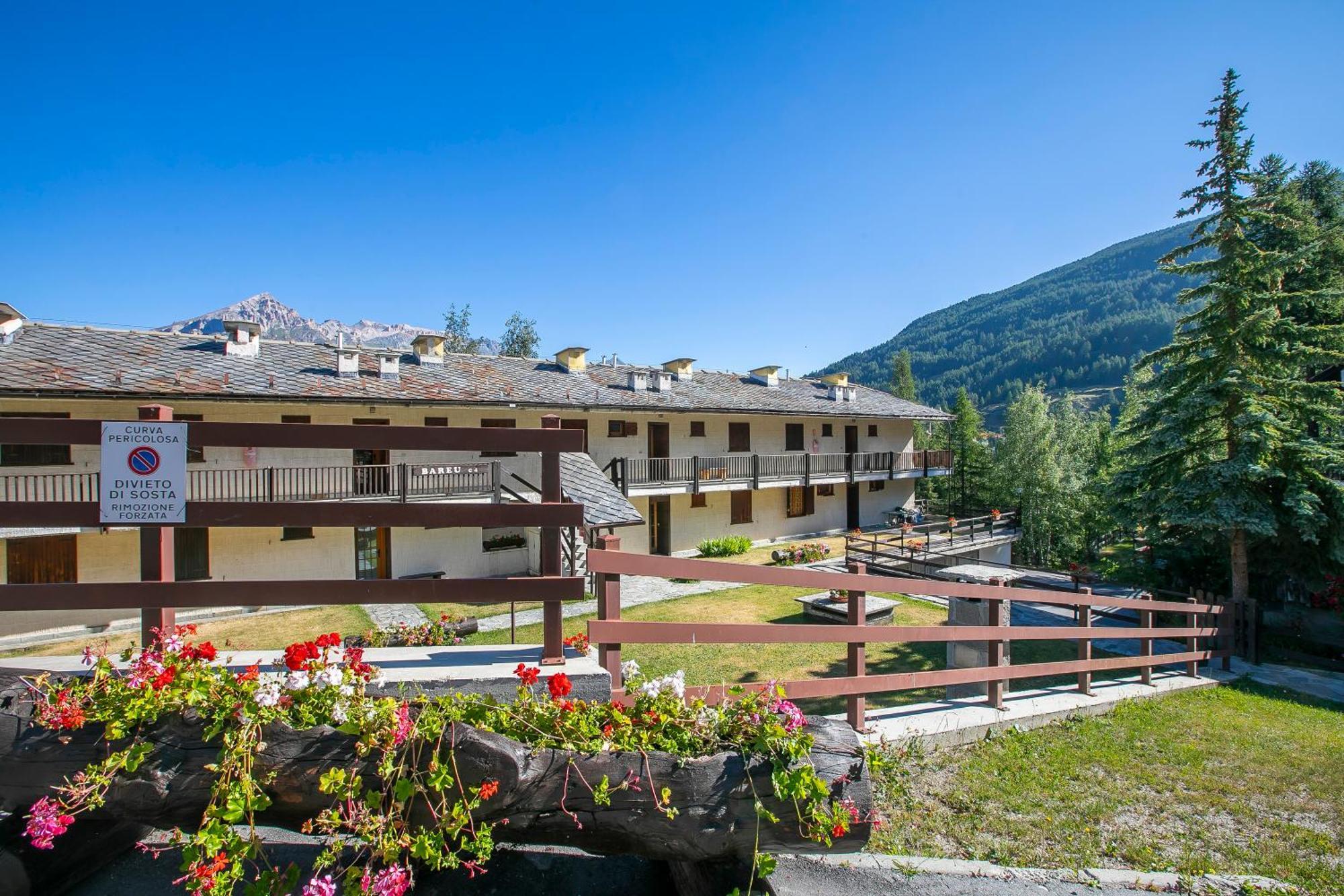 Appartamento Bareu Mountain View - Happy Rentals Sauze D'Oulx Exterior foto
